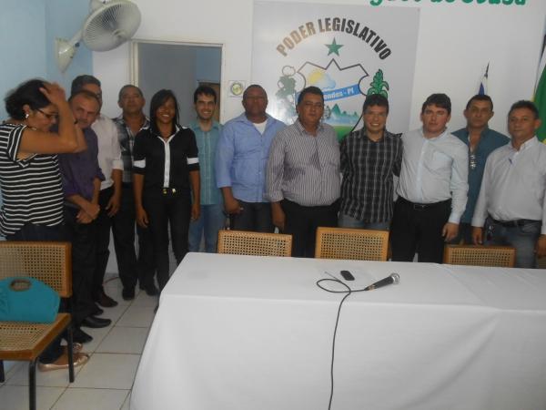 Sidney Martins recebe título de cidadania em Vera Mendes - Imagem 3