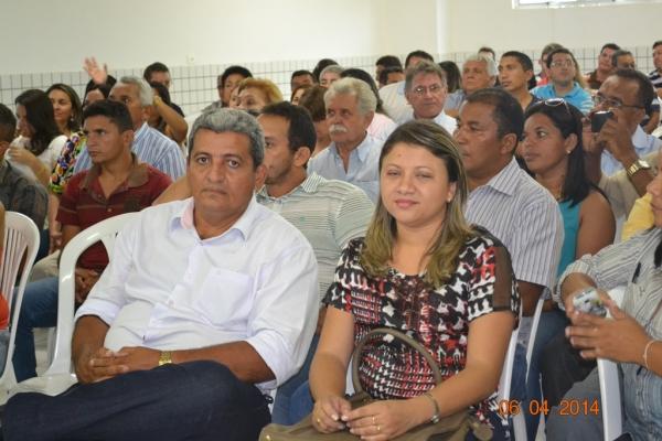 Prefeito Zé Resende e vice Professor Dominguinhos participam do Encontro Ouvindo o Piauí. - Imagem 11