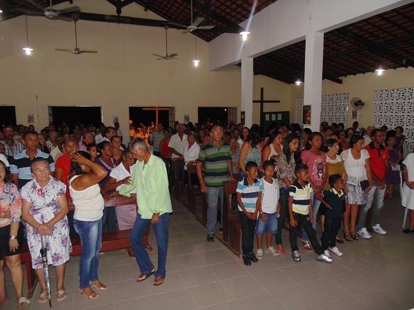 Padre Juarez Donato toma posse como novo pároco da paroquia Santo Inácio de Loyola - Imagem 39