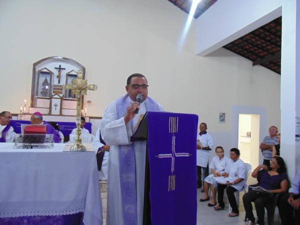Padre Juarez Donato toma posse como novo pároco da paroquia Santo Inácio de Loyola - Imagem 36