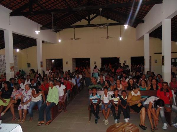 Padre Juarez Donato toma posse como novo pároco da paroquia Santo Inácio de Loyola - Imagem 43