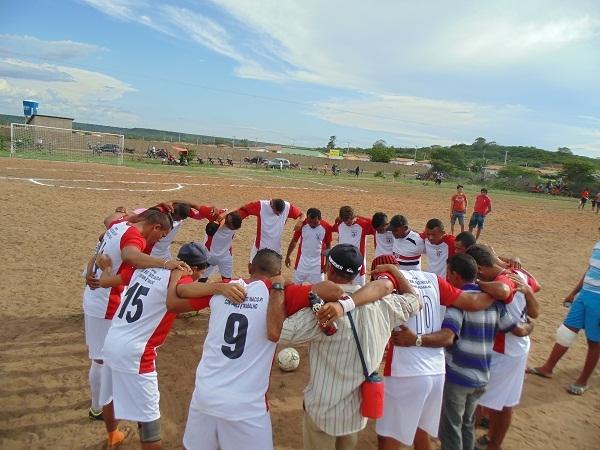 Santa Maria X melancia decidirá o campeonato municipal de Santo Inácio 2014   - Imagem 10