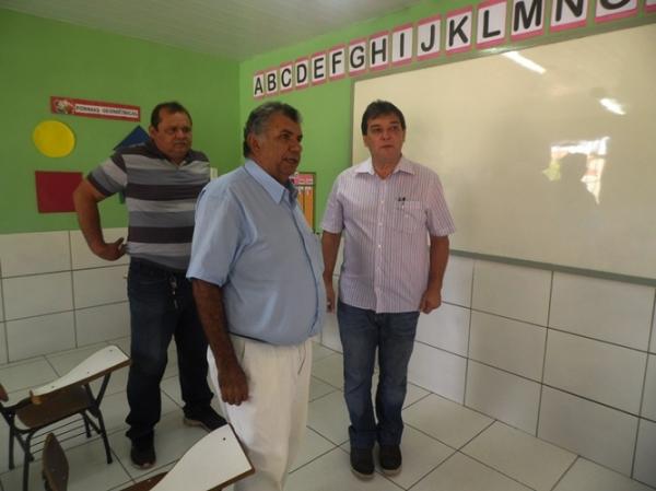 Creche onde alunos assistiam aulas no pátio, ganha reforma e duas novas salas - Imagem 22