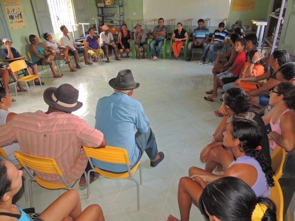 Moradores do São Luis se reúnem com Neuma Café em assentamento - Imagem 1