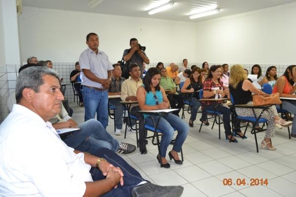 Prefeito Zé Resende e vice Professor Dominguinhos participam do Encontro Ouvindo o Piauí. - Imagem 17