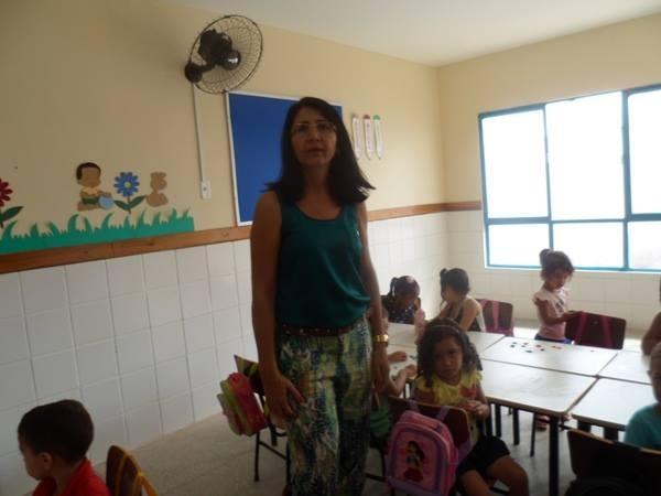 Prefeito Walfredo Filho participa do Primeiro dia de aula na Creche Pro - Infância  - Imagem 1