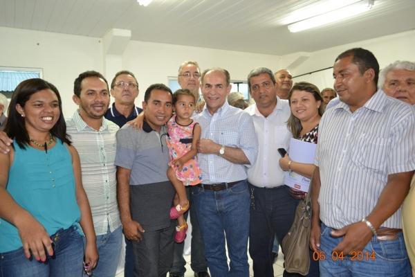 Prefeito Zé Resende e vice Professor Dominguinhos participam do Encontro Ouvindo o Piauí. - Imagem 4