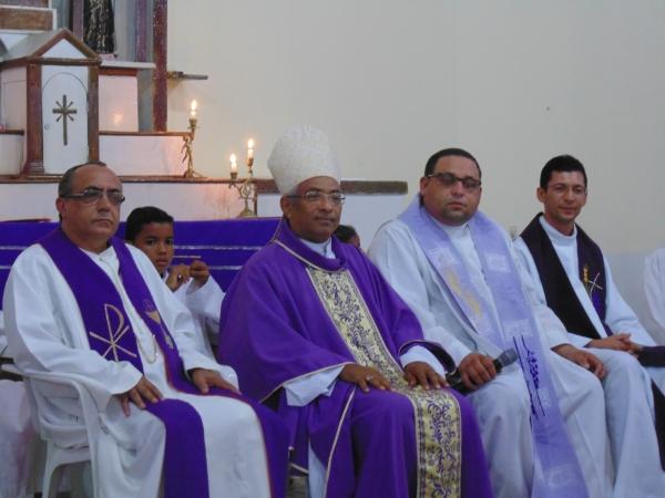 Padre Juarez Donato toma posse como novo pároco da paroquia Santo Inácio de Loyola - Imagem 15