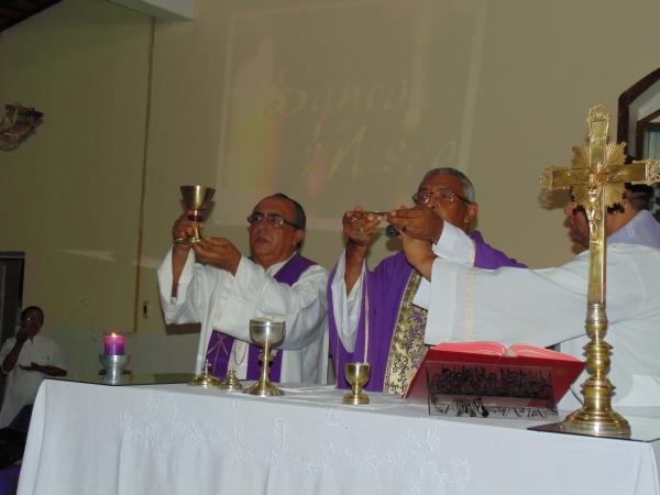 Padre Juarez Donato toma posse como novo pároco da paroquia Santo Inácio de Loyola - Imagem 23
