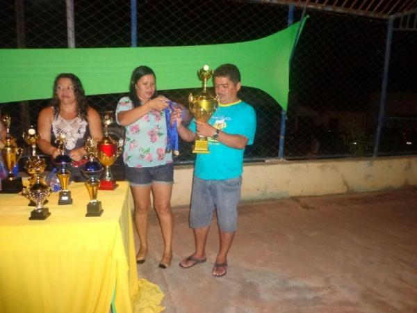 Confira imagens das premiações das corridas feita pelo prefeito Josenildo - Imagem 9