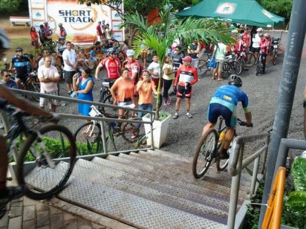 Barrenses participam da 2 ª etapa do piauiense de MTB nas trilhas da ponte estaiada - Imagem 7