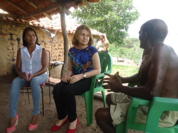 Sem água, saneamento básico e moradia digna, família viveu na zona urbana de Batalha por 28 anos, esquecida das autoridades. - Imagem 11