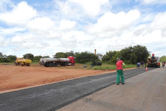 A Prefeita claudia lobo Junto ao Governo do Estado Faz Recuperação da PI que liga Currais a Bom Jesus - Imagem 20