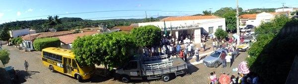 Dom Expedito Lopes: comemora Bodas de Ouro em grande estilo “50 anos de emancipação política” - Imagem 44