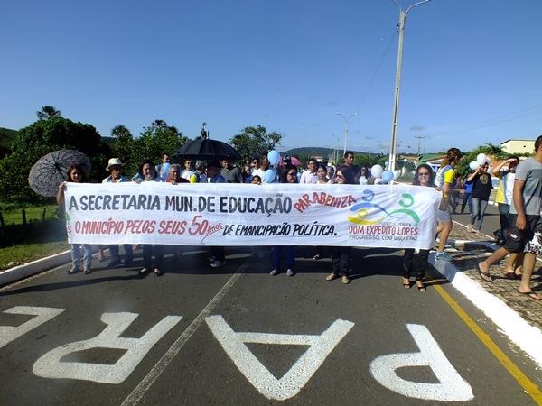 Dom Expedito Lopes: comemora Bodas de Ouro em grande estilo “50 anos de emancipação política” - Imagem 51