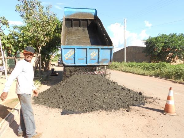 A Prefeita claudia lobo Junto ao Governo do Estado Faz Recuperação da PI que liga Currais a Bom Jesus - Imagem 4