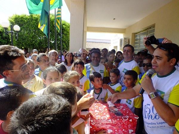 Dom Expedito Lopes: comemora Bodas de Ouro em grande estilo “50 anos de emancipação política” - Imagem 33