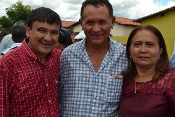 Prefeito Venicio do Ó participa de solenidade com W. Dias e JVC - Imagem 1