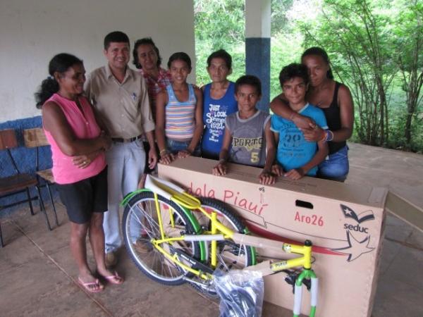 Prefeita vai entregar mais  de 250 bicicletas do pedala Piauí - Imagem 1