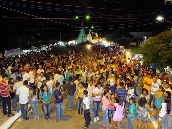 Dom Expedito Lopes: comemora Bodas de Ouro em grande estilo “50 anos de emancipação política” - Imagem 132