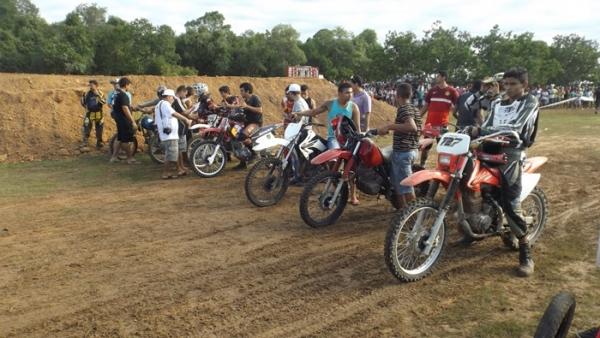 5º Lama Cross e Sirano e Sirino atraem multidão em festa do trabalhador  - Imagem 35
