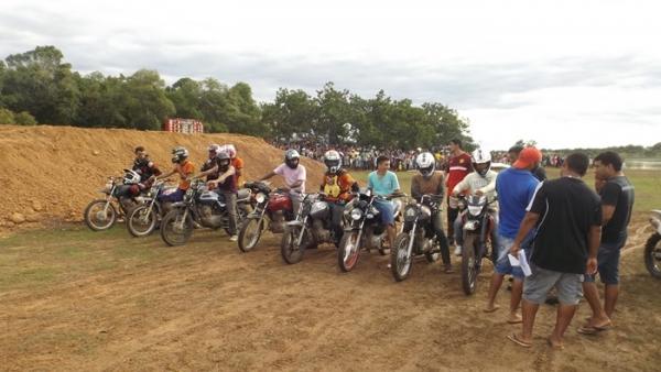 5º Lama Cross e Sirano e Sirino atraem multidão em festa do trabalhador  - Imagem 39
