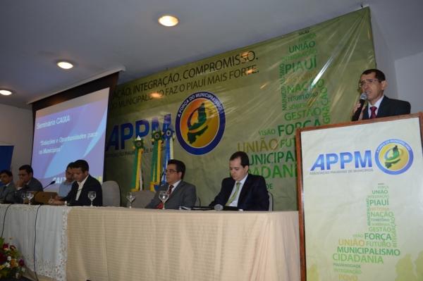 Regilene Moura participa do seminário da Caixa realizado na APPM - Imagem 1