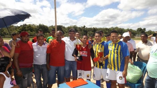 5º Lama Cross e Sirano e Sirino atraem multidão em festa do trabalhador  - Imagem 74