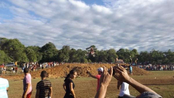 5º Lama Cross e Sirano e Sirino atraem multidão em festa do trabalhador  - Imagem 24
