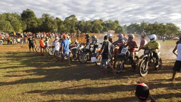 5º Lama Cross e Sirano e Sirino atraem multidão em festa do trabalhador  - Imagem 28