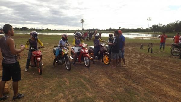 5º Lama Cross e Sirano e Sirino atraem multidão em festa do trabalhador  - Imagem 51