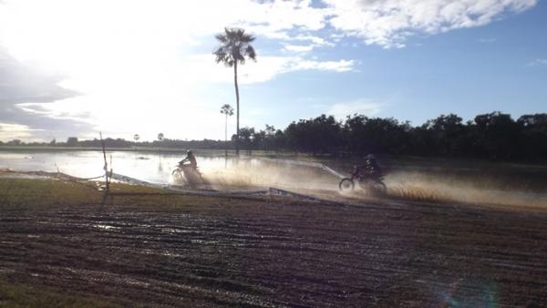 5º Lama Cross e Sirano e Sirino atraem multidão em festa do trabalhador  - Imagem 19