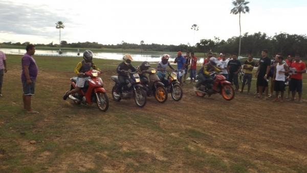 5º Lama Cross e Sirano e Sirino atraem multidão em festa do trabalhador  - Imagem 47