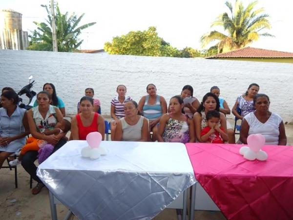 Escola Municipal Santa Catarina realizou Homenagem as Mães - Imagem 47