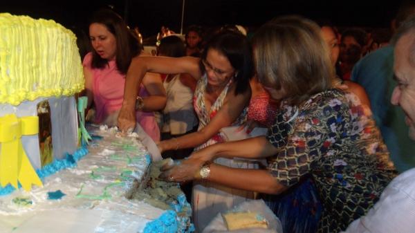 Bolo Comemorativo de 52 Anos - Imagem 51