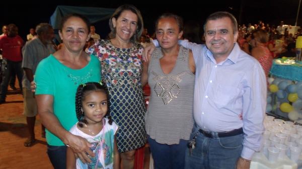 Bolo Comemorativo de 52 Anos - Imagem 21