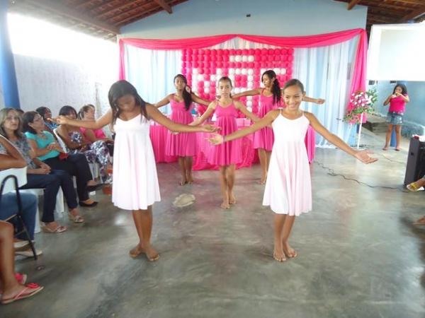 Escola Municipal Santa Catarina realizou Homenagem as Mães - Imagem 50