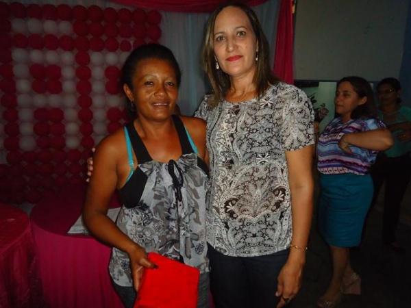 Escola Municipal Santa Catarina realizou Homenagem as Mães - Imagem 6