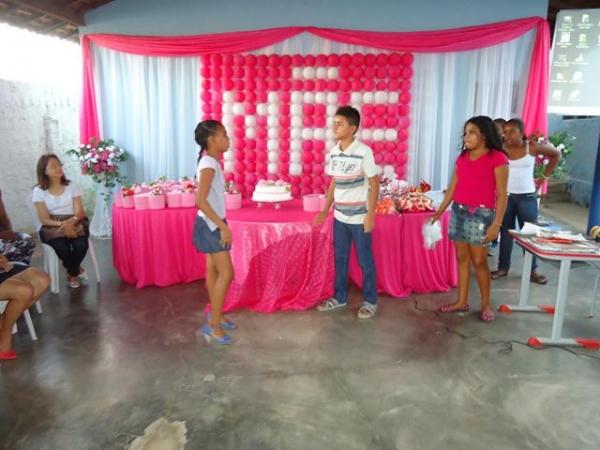 Escola Municipal Santa Catarina realizou Homenagem as Mães - Imagem 36