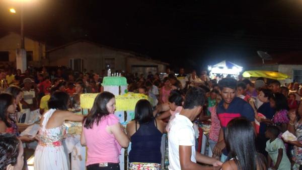 Bolo Comemorativo de 52 Anos - Imagem 48