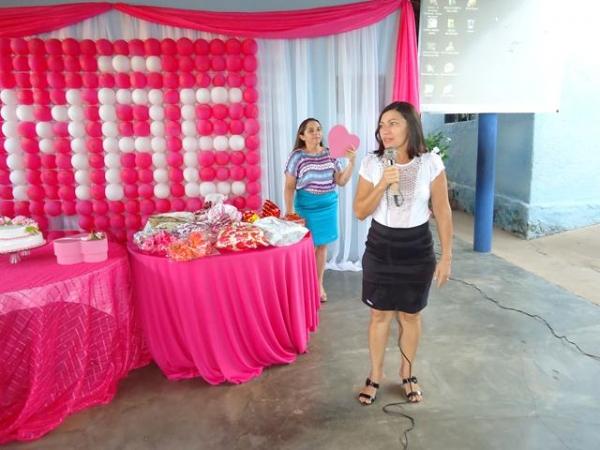 Escola Municipal Santa Catarina realizou Homenagem as Mães - Imagem 44