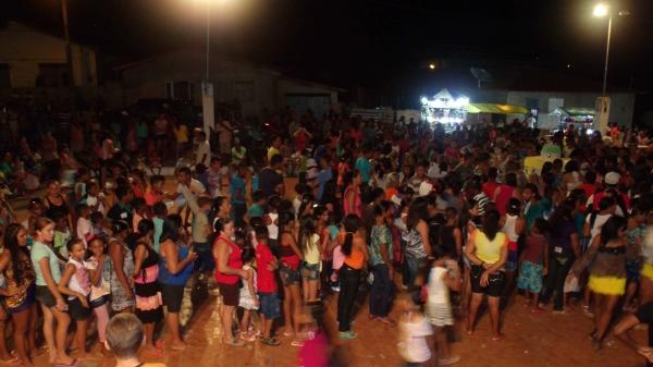 Bolo Comemorativo de 52 Anos - Imagem 55