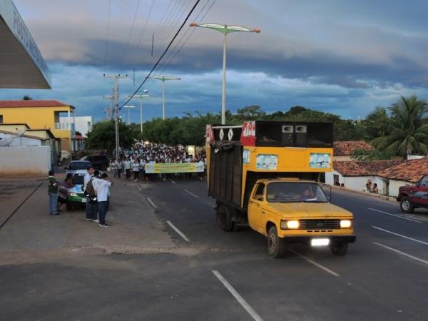 Programa Saúde na Escola - PSE realiza caminhada com alunos - Imagem 39