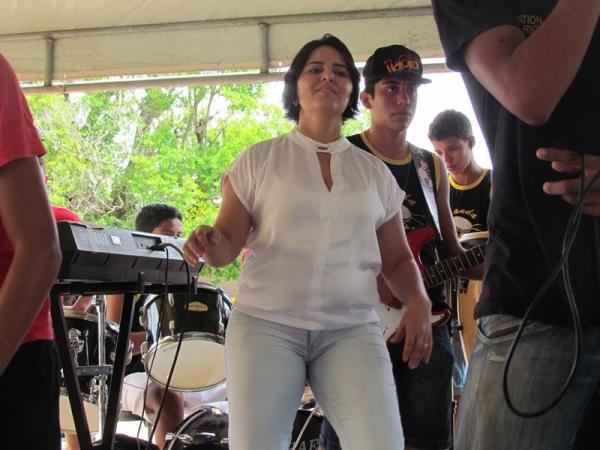 Prefeito Edílson Capote e primeira-dama Edneida Fortes realizaram festa para Mães - Imagem 9