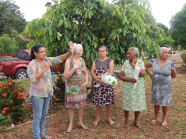 Mães de Estaca Zero Ganham Café da manhã 