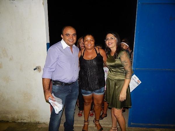 Prefeito e primeira dama recepcionam Mães para a festa  - Imagem 3