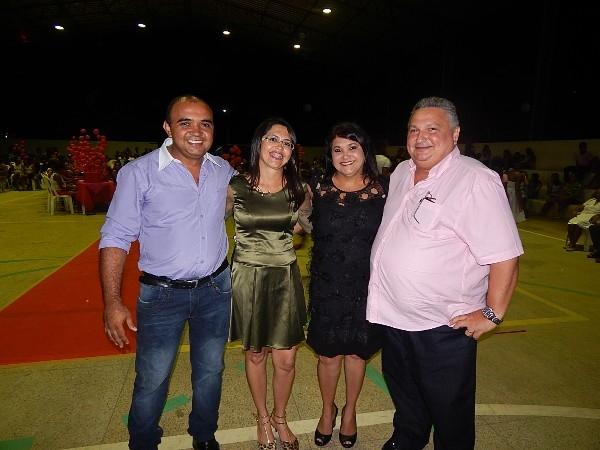 Autoridades Lagoinhenses participaram da festa das Mães - Imagem 1