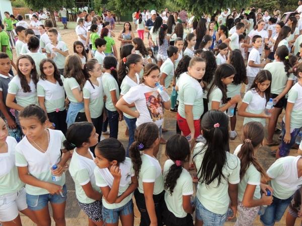 Programa Saúde na Escola - PSE realiza caminhada com alunos - Imagem 7