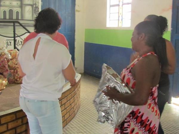 Prefeito Edílson Capote e primeira-dama Edneida Fortes realizaram festa para Mães - Imagem 19