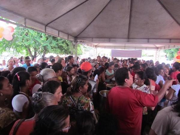 Prefeito Edílson Capote e primeira-dama Edneida Fortes realizaram festa para Mães - Imagem 30